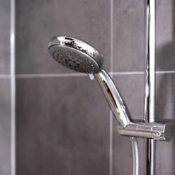 Wenko Duschkopf Basic Grau Kunststoff (ABS), 10 X 10 Cm Grau Chrom 18 Wenko Duschkopf Basic Grau Kunststoff (ABS), 10 X 10 Cm Grau Chrom -Geschäft Für Duschzubehör 4008838266564 1068 AB 01